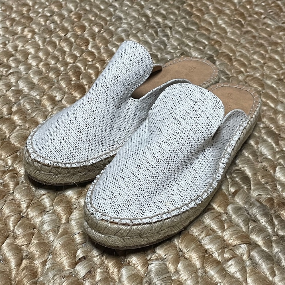 Canvas Mule Espadrilles.